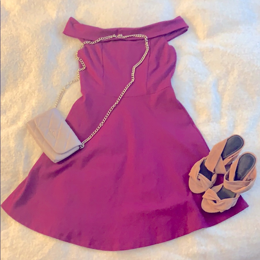 Lulu’s off-the shoulder skater dress - Picture 3 of 7